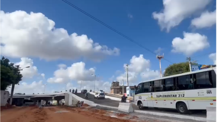 Inversão do fluxo no viaduto da urbana. Foto: Divulgação