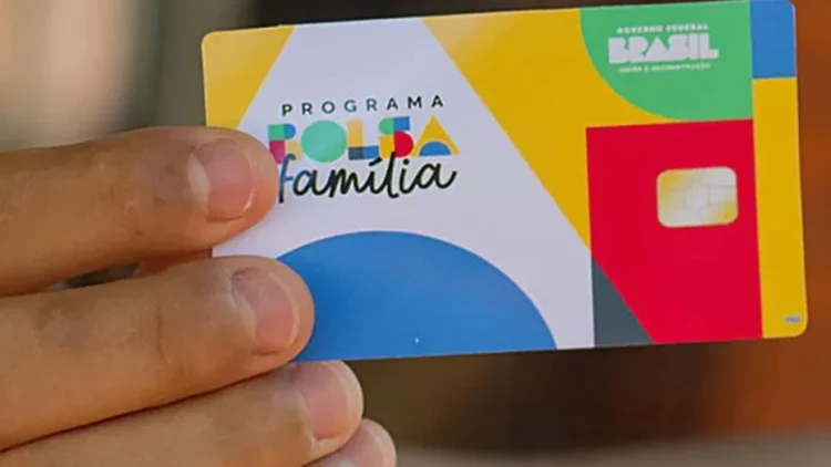 Carteira do programa Bolsa Família / Foto: divulgação