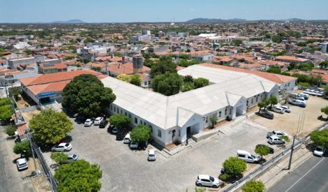 O Hospital do Seridó, pertence ao Município de Caicó