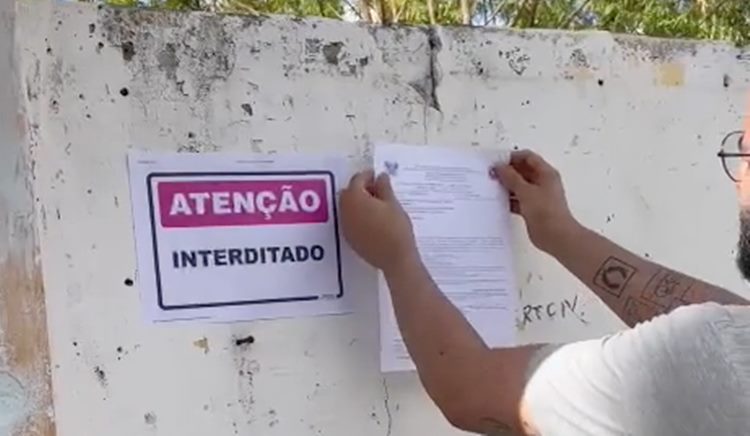 Escola foi interditada pelos Bombeiros