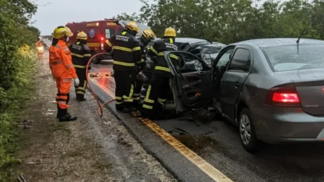 Acidente deixa quatro pessoas mortas na BR-405 em Governador Dix-Sept Rosado - Foto: CBMRN