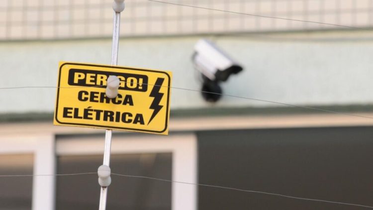 Homem foi vítima de choque causado por cerca elétrica. Foto: Reprodução.