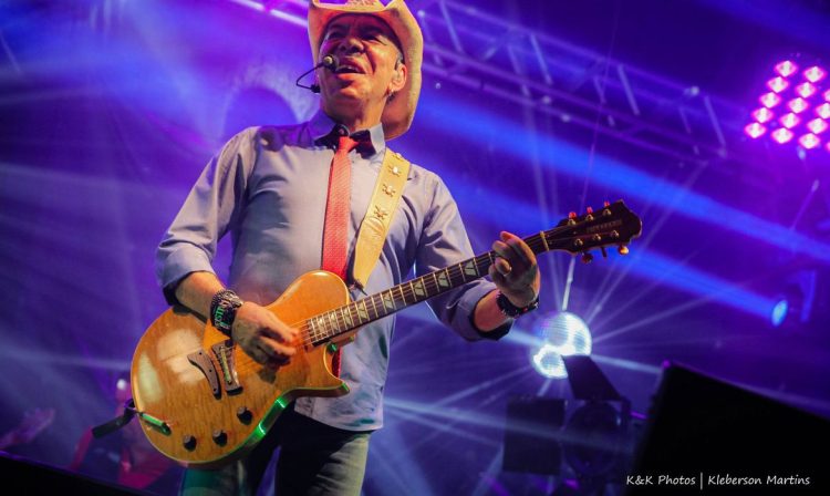 Brasília (DF) 20/06/2024 - Morre Chrystian, cantor que fez dupla com Ralf, aos 67 anos
Artista estava internado em um hospital de São Paulo e morreu na noite desta quarta-feira (19). Em nota, família agradeceu apoio de fãs, amigos e colegas de profissão.
Foto: Kleberson Martins/K&k Photos/Facebook Chrystian e Ralf