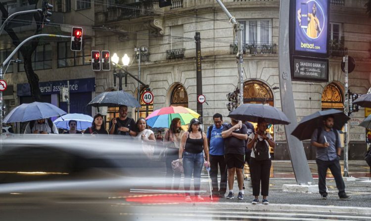 São Paulo-SP, 09/01/2024, Forte chuva atingiu a capital paulista na tarde desta terça-feira. Foto: Paulo Pinto/Agência Brasil