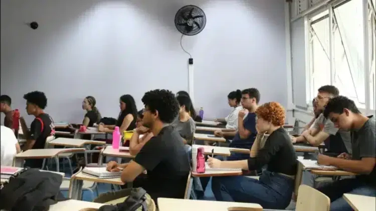 Concurso unificado: sai nesta terça o resultado de revisão de notas de títulos - Foto: Rovena Rosa/Agência Brasil