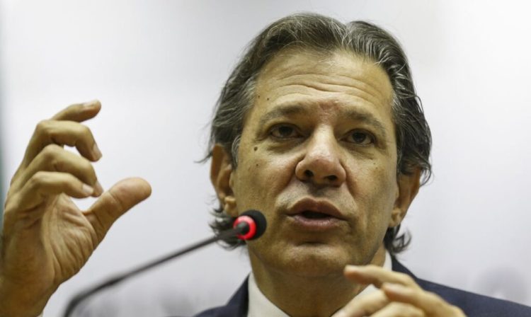 Brasília (DF), 28/12/2023 - O ministro da Fazenda, Fernando Haddad, concede entrevista coletiva à imprensa, em Brasília. Foto: Marcelo Camargo/Agência Brasil