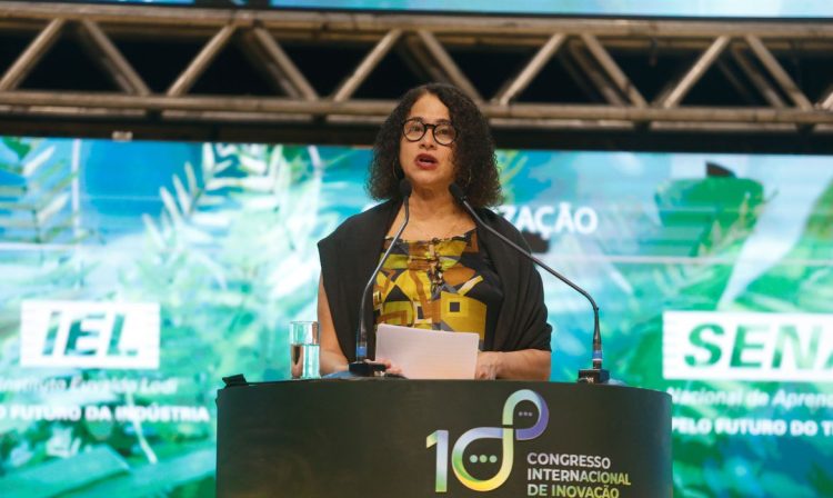 São Paulo SP 27/09/2023  Ministra da Ciência e Tecnologia, Luciana Santos,  participa da abertura do Congresso de Inovação da Indústria, da CNI, em São Paulo. Foto: Paulo Pinto/Agência Brasil