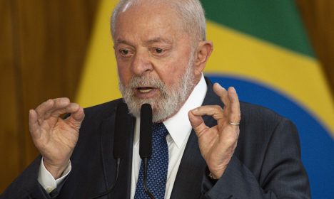 Brasília (DF), 25/10/2023 - O presidente Luiz Inácio Lula da Silva participa de cerimônia de instalação do Conselho da Federação e dá posse aos seus membros, no Palácio do Planalto. Foto: Marcelo Camargo/Agência Brasil