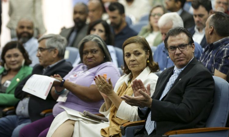 Brasília (DF), 18/10/2023 - O ministro do Trabalho e Emprego, Luiz Marinho, participa de cerimônia de reinstalação do Conselho Nacional de Economia Solidária (CNES). Foto: Marcelo Camargo/Agência Brasil