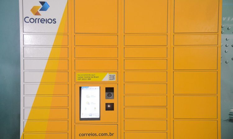 Correios inauguram lockers na central do Brasil