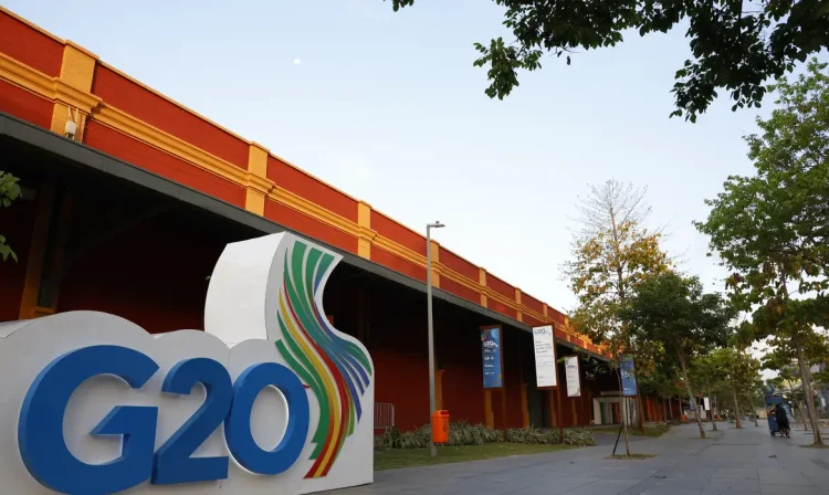 Rio de Janeiro (RJ) 12/11/2024 – Preparativos para os encontros do G20 Social e o Festival Aliança Global Contra a Fome e a Pobreza, na Praça Mauá e armazéns do Boulevard Olímpico, na Zona Portuária. Foto: Fernando Frazão/Agência Brasil