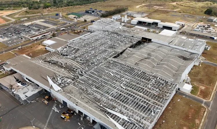 Imagem feita por drone da fábrica da Toyota em Porto Feliz, São Paulo, Brasil
24/09/2025
REUTERS/Jorge Silva