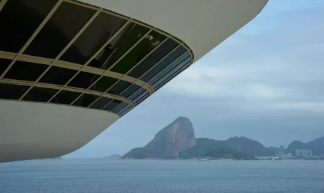 Niterói (RJ), 27/10/2023 – Fachada do Museu de Arte Contemporânea (MAC), em Niterói. Foto: Tomaz Silva/Agência Brasil