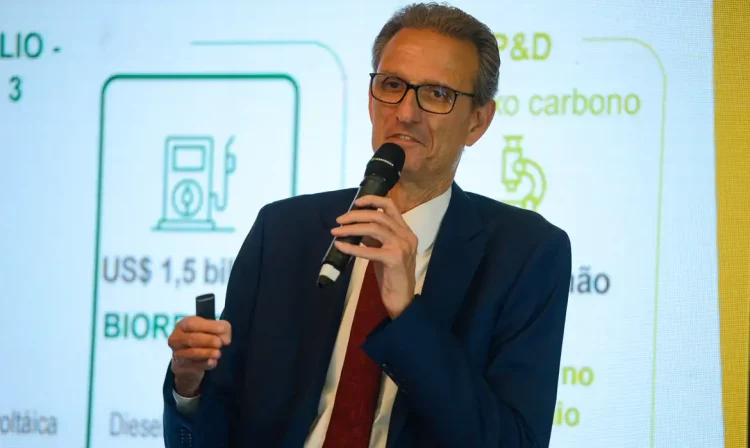 Rio de Janeiro (RJ), 23/02/2024 –  O diretor de Transição Energética da Petrobras, Mauricio Tolmasquim durante seminário internacional Os Países do G20 e a Diplomacia dos Biocombustíveis, no Palácio da Cidade, na zona sul da capital fluminense. Foto: Tomaz Silva/Agência Brasil