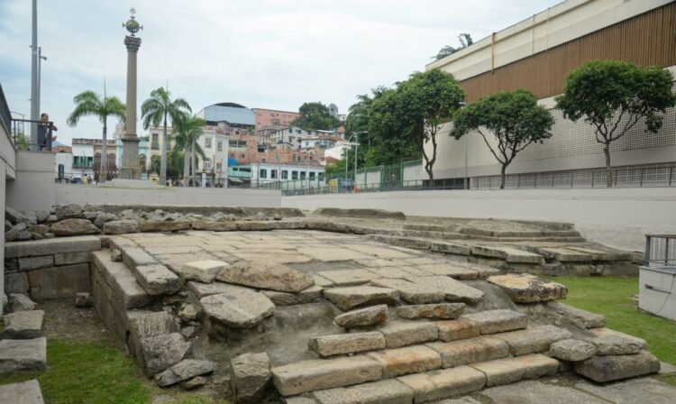 Rio de Janeiro (RJ), 23/11/2023 – Cais do Valongo, na zona portuária do Rio de Janeiro, recebe obras de valorização do espaço. Foto: Tomaz Silva/Agência Brasil