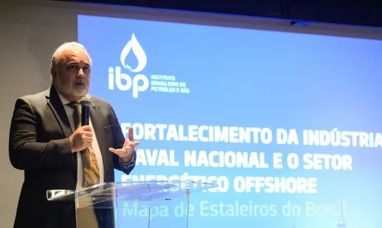 Rio de Janeiro (RJ), 18/04/2024 – O presidente da Petrobras, Jean Paul Prates durante o evento Fortalecimento da indústria naval nacional e o setor energético offshore, promovido pelo Instituto Brasileiro de Petróleo (IBP), no centro do Rio de janeiro. Foto: Tomaz Silva/Agência Brasil