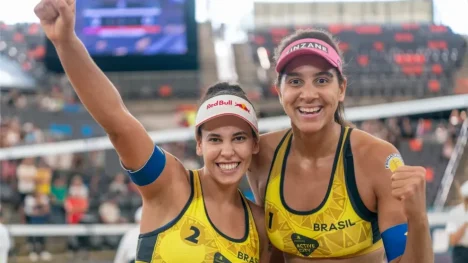 Duda e Ana Patrícia estão na final do Mundial de Vôlei de Praia - Foto: FIVB