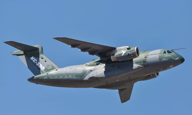 09/10/2023, Avião da Embraer KC 390. Foto: Marcos Corrêa/PR/Wikipedia