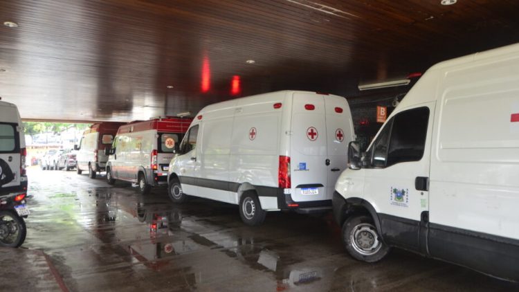 Policial penal foi encaminhado ao Hospital Walfredo Gurgel. Foto: José Aldenir/Agora RN.