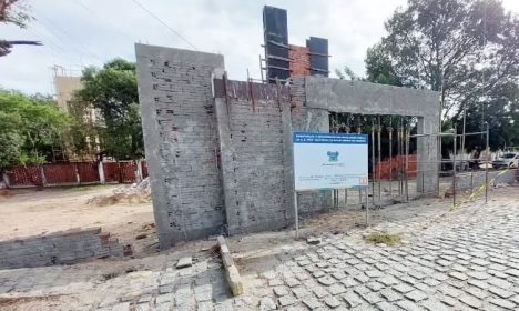 Escola EECCAM está em reforma, por isso foi descartada pela Justiça Eleitoral - (Foto: Sidney Silva)