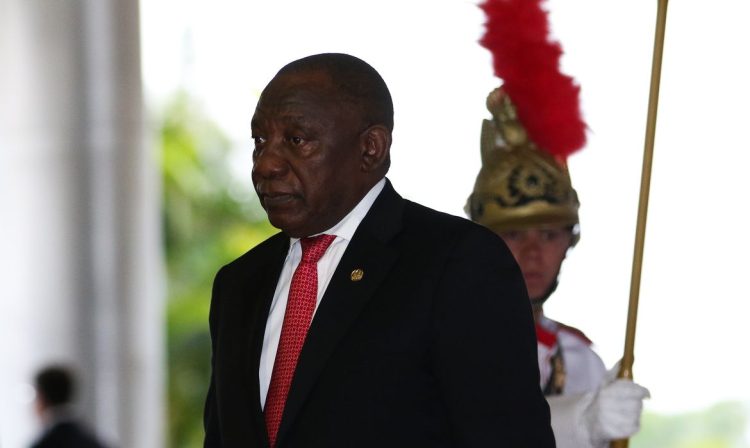 O presidente da África do Sul, Cyril Ramaphosa, chega ao Planalto para reunião bilateral com o presidente Jair Bolsonaro