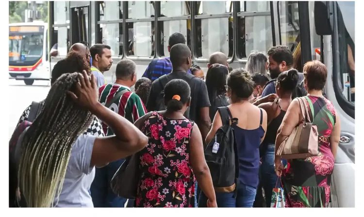 Rio de Janeiro (RJ) 16/02/2024 - Desemprego de mulheres e negros termina 2023 acima da média nacional, Trabalhador com ensino médio incompleto tem pior taxa
Foto: Tânia Rego/Agência Brasil