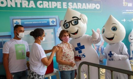 O objetivo da campanha é interromper a circulação do sarampo, prevenir o surgimento de complicações decorrentes da gripe, evitando novos óbitos e possível pressão sobre o sistema de saúde