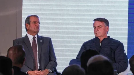 Valdemar Costa Neto e Jair Bolsonaro durante evento do PL em Brasília / Foto: JOSÉ LUIZ TAVARES/FUTURA PRESS/ESTADÃO CONTEÚDO