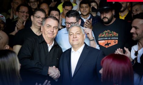 Estamos em Buenos Aires para comemorar a grande vitória do presidente 
@JMilei
. Tive o prazer de me encontrar com meu grande amigo, Presidente 
@jairbolsonaro
. A direita está a crescer não só na Europa, mas em todo o mundo! . Foto: Orbán Viktor/X