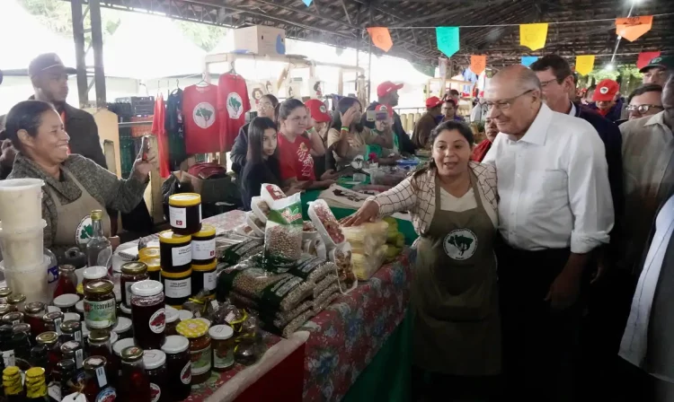 São Paulo (SP), 11/05/2025 - Presidente da República em Exercício Geraldo Alckmin durante visita a Feira Nacional da Reforma Agrária em São Paulo.
Foto : Cadu Gomes/VPR