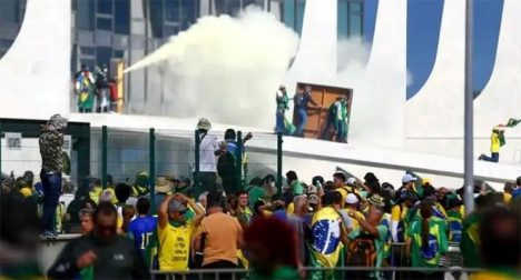 GOLPE DO MITO 750