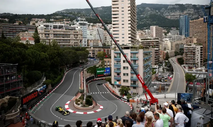 FILE PHOTO: Formula One F1 - Monaco Grand Prix - Circuit de Monaco, Monaco - May 24, 2024 General view of McLaren's Lando Norris during practice REUTERS/Benoit Tessier/File Photo