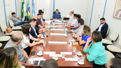 Reunião no Palácio da Resistência, em Mossoró / Foto: Célio Duarte (Secom/PMM)