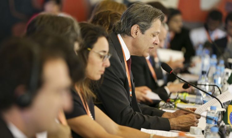 Brasília (DF), 14/12/2023 - O ministro da Fazenda, Fernando Haddad, participa da abertura da reunião da Trilha Financeira do G20, no Palácio do Itamaraty. A Trilha de Finanças trata de assuntos macroeconômicos estratégicos e é comandada pelos ministros das Finanças e presidentes dos Bancos Centrais dos países-membros do grupo (G20). Foto: Marcelo Camargo/Agência Brasil