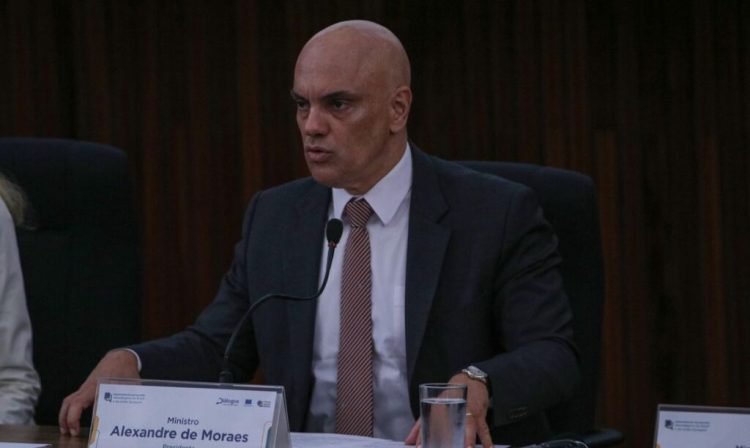 Brasília (DF) 22/11/2023 - O presidente do Tribunal Superior Eleitoral (TSE), Alexandre de Moraes participa da abertura do seminário Desinformação nas Eleições: abordagens do Brasil e da União Europeia
Foto: José Cruz/Agência Brasil