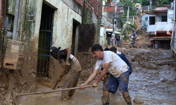 São Sebastião (SP), 20-02-2023, Desmoronamento causado pelas chuvas no bairro Itatinga, conhecido como Topolândia, no litoral norte de São Paulo. Foto: Rovena Rosa/Agência Brasil