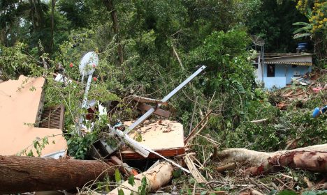 São Sebastião (SP), 22/02/2023, Casas destruídas em deslizamentos na Barra do Sahy após tempestades no litoral norte de São Paulo.