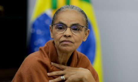 Brasília (DF), 06/09/2023,  A ministra do Meio Ambiente e Mudança do Clima (MMA), Marina Silva, durante reunião com a ministra da Ciência, Tecnologia e Inovação (MCTI), Luciana Santos.  Foto: José Cruz/Agência Brasil