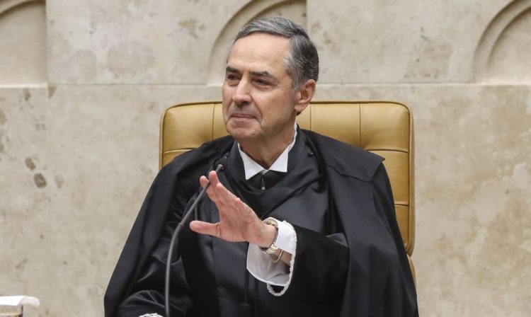 Brasília (DF), 28/09/2023, O ministro da Justiça, Flavio Dino, durante a cerimônia de posse do ministro Luís Roberto Barroso, no cargo de presidente do Supremo Tribunal Federal (STF). Foto: Valter Campanato/Agência Brasil