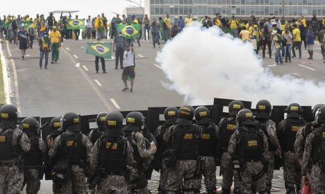 Manifestantes fazem ato contra governo no dia 8 de janeiro 2023
Foto: Joédson Alves/Agencia Brasil