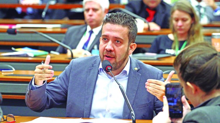 Deputado federal André Janones (Avante-MG), suspeito de praticar rachadinha. Foto: Vinícius Loures/Câmara conselho de ética