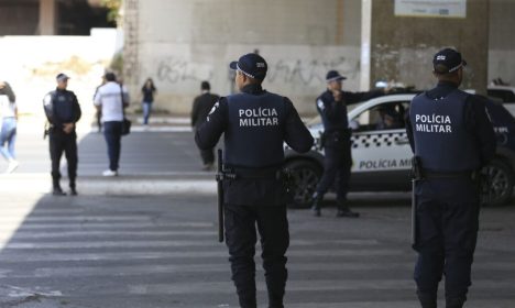 A Polícia Militar do Distrito Federal intensifica a fiscalização nas faixas de pedestres na  Rodoviária do Plano Piloto