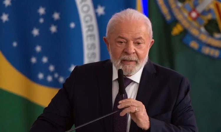 LULA PARABENIZA ELEITOS DO SENADO E CÂMARA blog