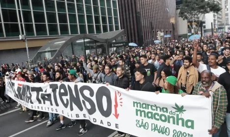 São Paulo (SP), 14/06/2025 -  Marcha da Maconha na Avenida Paulista .  Foto: Paulo Pinto/Agência Brasil