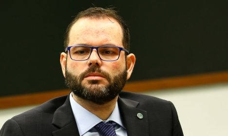 Jorge Seif, Secretário de Aquicultura e Pesca do Ministério da Agricultura, Pecuária e Abastecimento, durante audiência pública, para debater sobre adotadas  pelo Poder Executivo, nas ações de resposta ao desastre do derramamento de óleo no