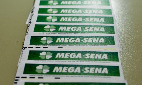 Bilhetes de aposta da mega-sena