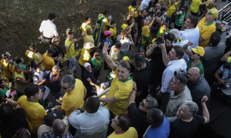 Brasília (DF), 07/05/2025 - O ex presidente, Jair Bolsonaro participa da manifestação em defesa da anistia aos condenados nos atos golpistas de 8 de Janeiro
Foto: Joédson Alves/Agência Brasil