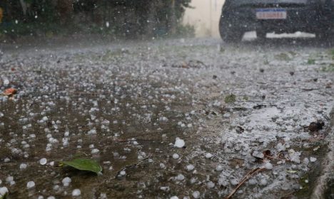 São Paulo (SP), 20/03/2023 - Chove granizo na Vila Leopoldina, Zona Oeste de São Paulo, no final da tarde. Foto: Fernando Frazão/Agência Brasil