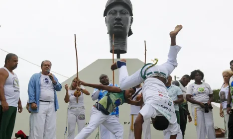 Rio de Janeiro (RJ) 20/11/2023 – Exibição de capoeira na celebração do Dia da Consciência Negra no Monumento a Zumbi dos Palmares. Foto: Fernando Frazão/Agência Brasil