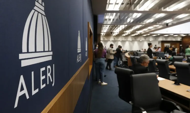 Plenário da nova sede da Assembleia Legislativa do Estado do Rio de Janeiro (Alerj), no Edifício Lúcio Costa, na Rua da Ajuda, centro da cidade.